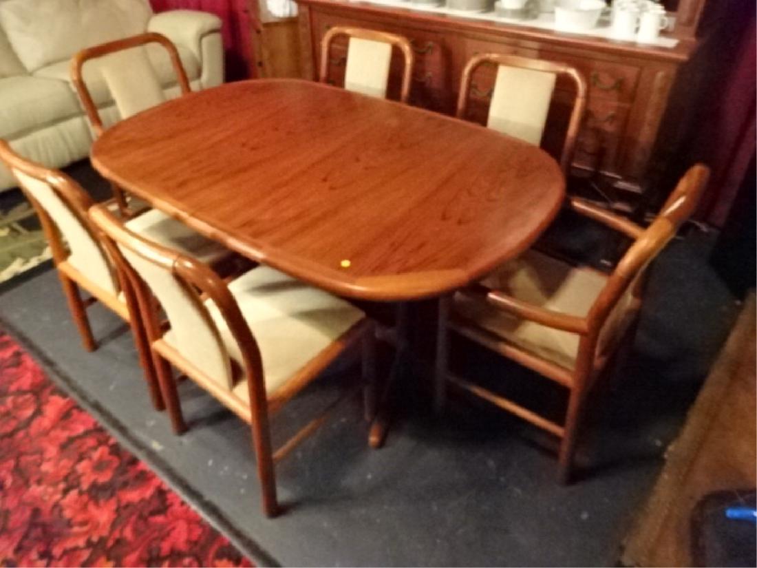 DANISH MODERN TEAK DINING TABLE WITH 6 CHAIRS (2 (1 of 7)