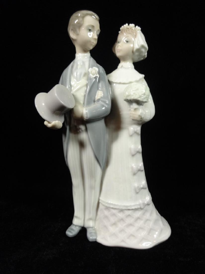 RETIRED LLADRO PORCELAIN FIGURINE "BRIDE & GROOM", (1 of 7)