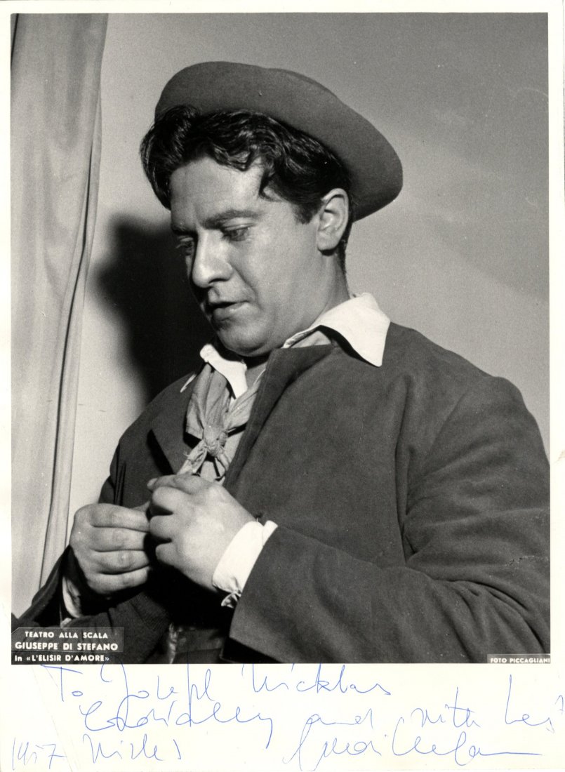 DI STEFANO GIUSEPPE: (1921-2008) Italian Tenor, re: DI STEFANO GIUSEPPE: (1921-2008) Italian Tenor, remembered for his performances, recordings (and brief romantic liaison) with the soprano Maria Callas. Vintage signed and inscribed 7 x 9.5 photograph 