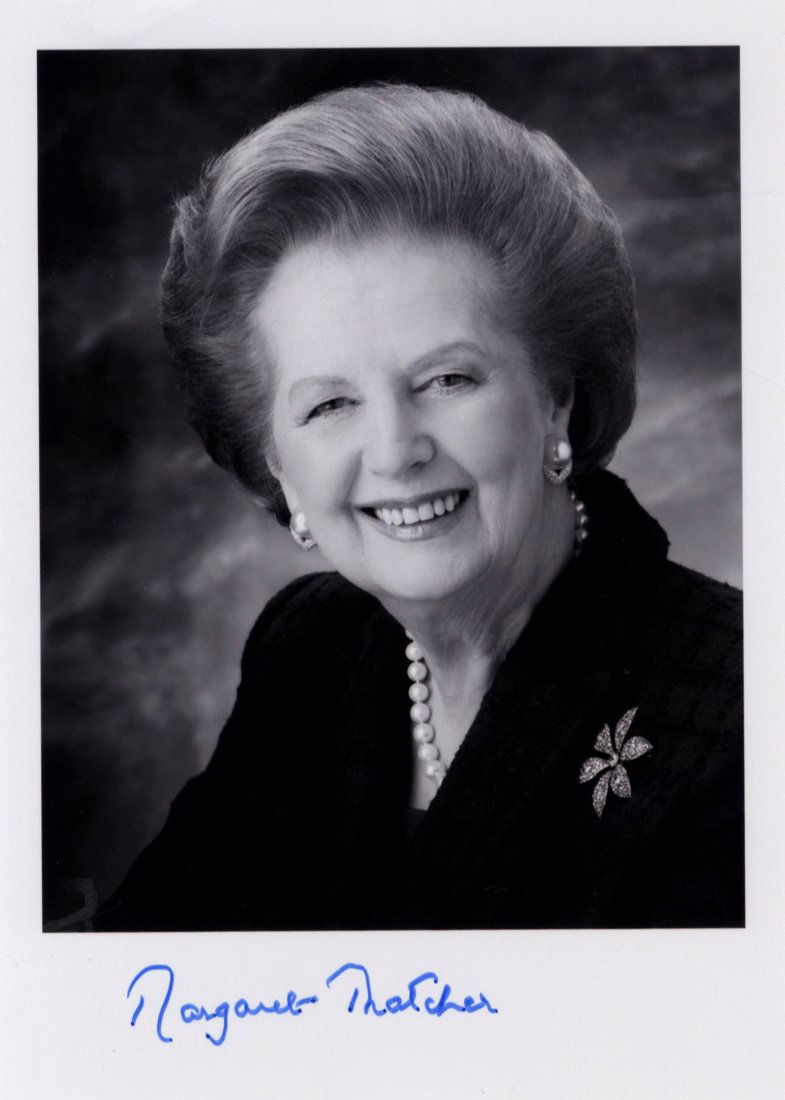 BRITISH POLITICS: Selection of signed postcard pho: BRITISH POLITICS: Selection of signed postcard photographs and larger, mainly colour, by various British politicians, mostly Prime Ministers, comprising Margaret Thatcher, Tony Blair, Gordon Brown (2)