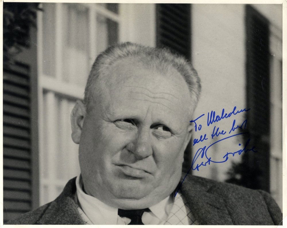 FROBE GERT: (1913-1988) German Actor, famous for his ro: FROBE GERT: (1913-1988) German Actor, famous for his role as Auric Goldfinger in the James Bond film Goldfinger (1964). Signed and inscribed 10 x 8 photograph of Frobe in a head and shoulders pose in