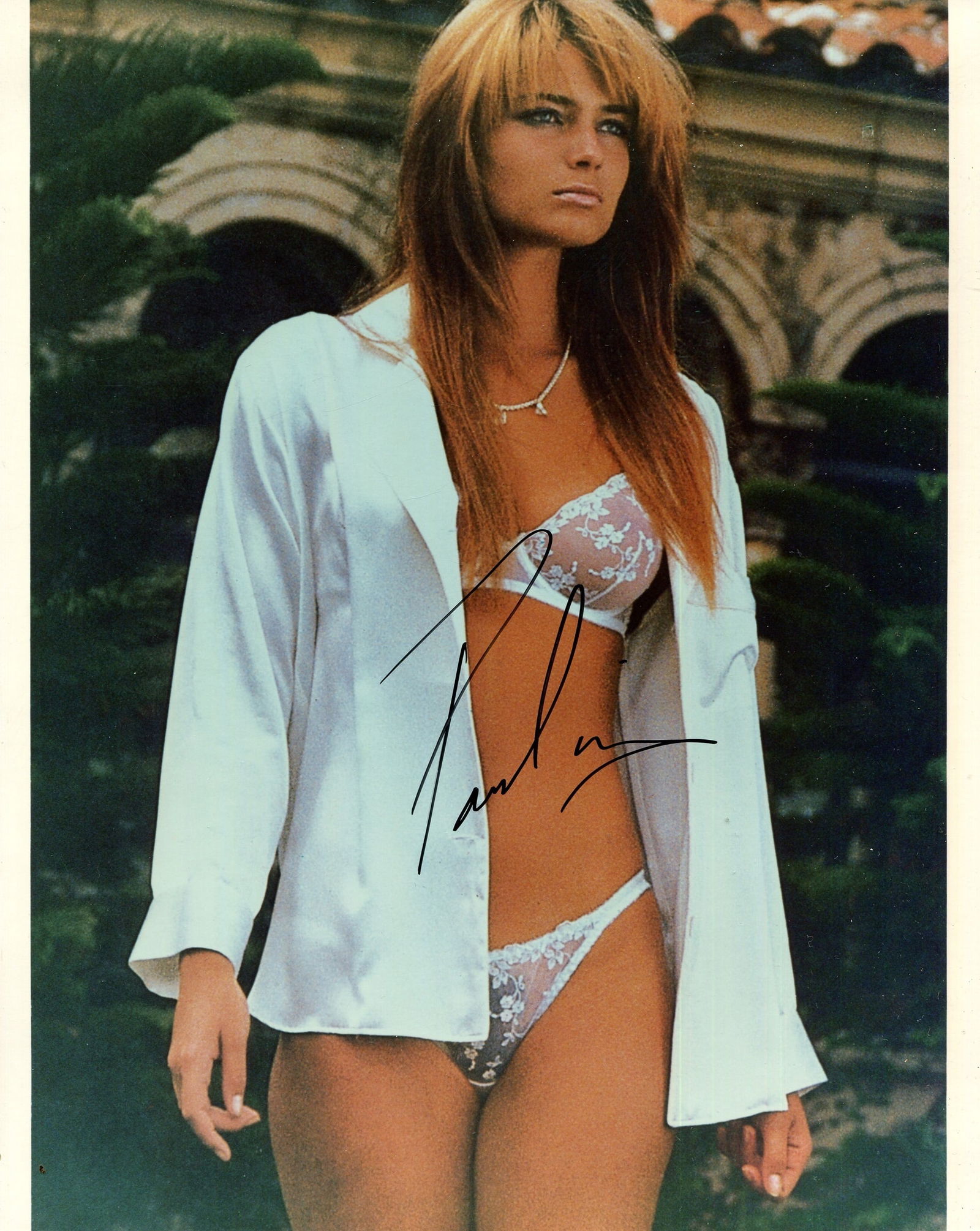 GLAMOUR: (x11): GLAMOUR: Selection of signed 8 x 10 photographs and smaller (2) by various models and film and television actresses, including Brooke Shields, Cheryl Tiegs, Valerie Bertinelli, Sybil Danning, Paulina