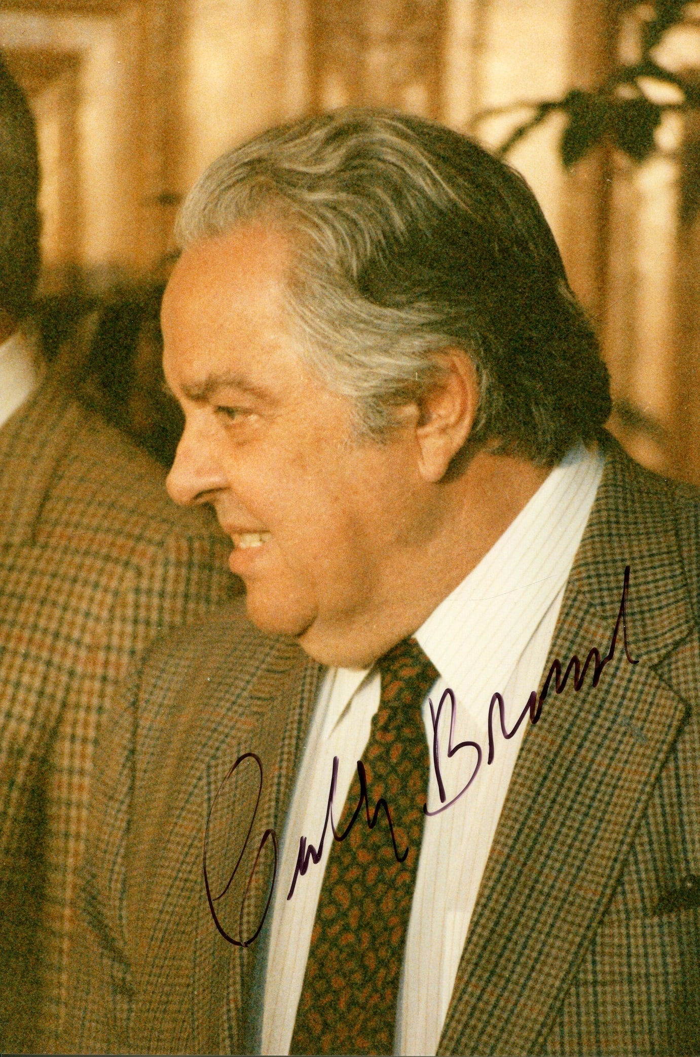 BROCCOLI ALBERT R.: (1909-1996): BROCCOLI ALBERT R.: (1909-1996) American Film Producer associated with the James Bond movies. Signed colour 4 x 6 photograph of Broccoli in a profile head and shoulders pose. Signed (´Cubby