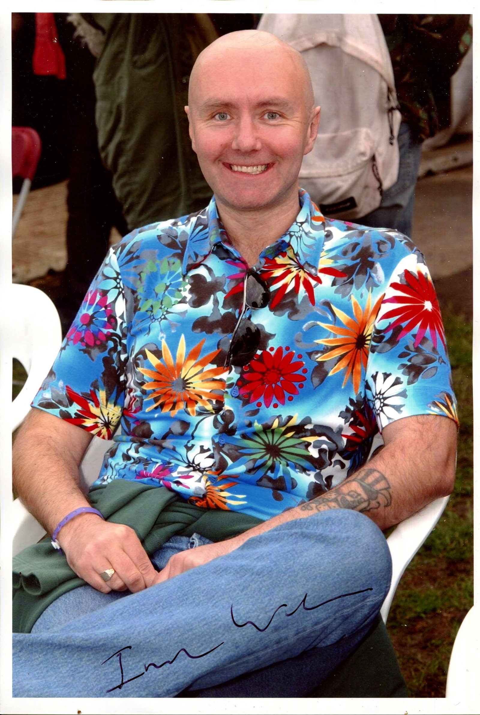 WELSH IRVINE: (1958- ): WELSH IRVINE: (1958- ) Scottish novelist, best known for his debut novel Trainspotting (1993) which was adapted into a film of the same title in 1996, both becoming cult classics. Signed colour 8 x