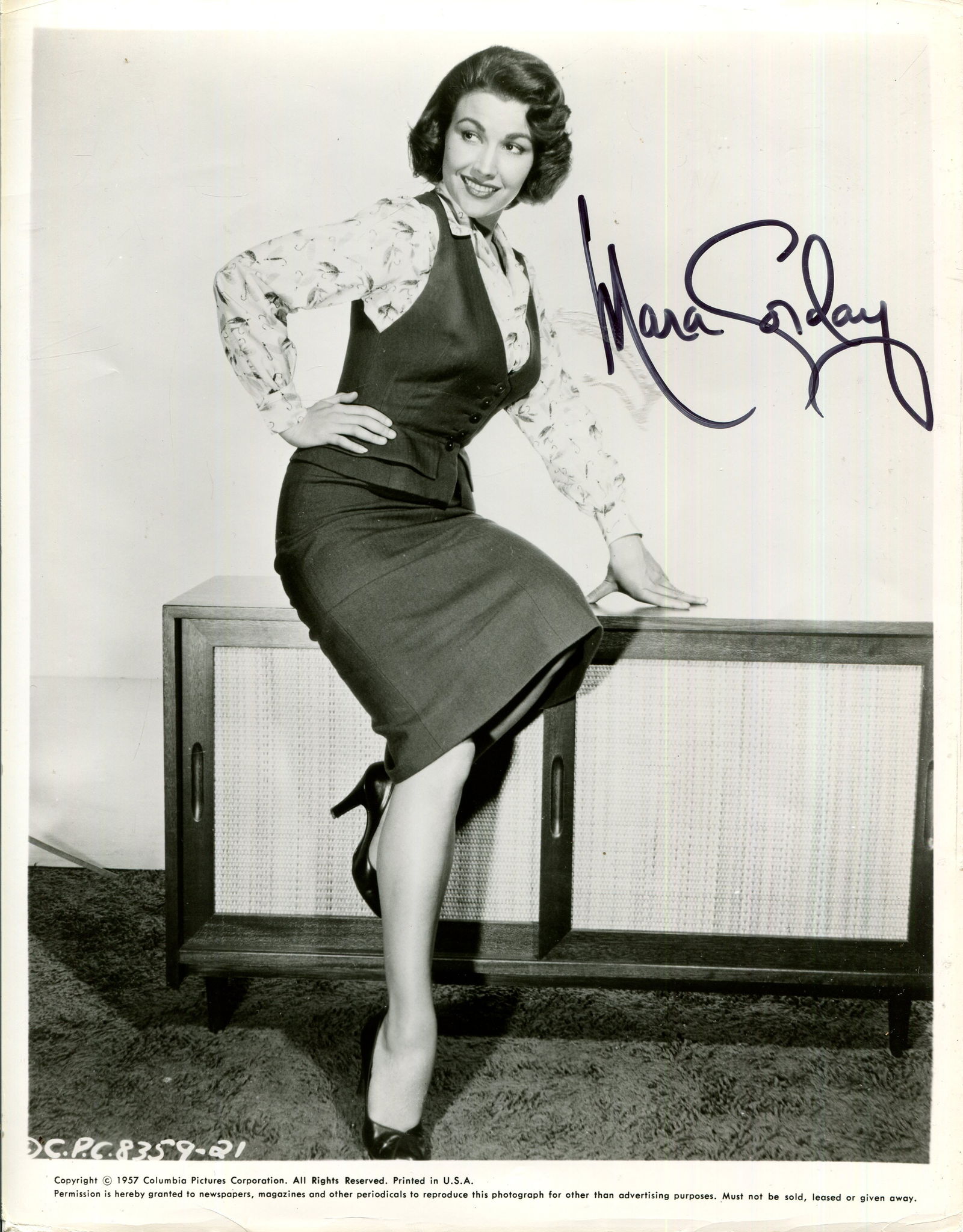 ACTRESSES: (x10) - 2