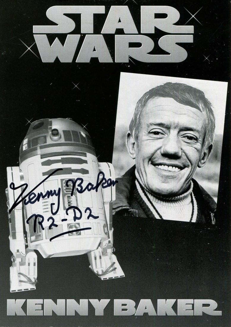 ENTERTAINMENT: (x22) - 7