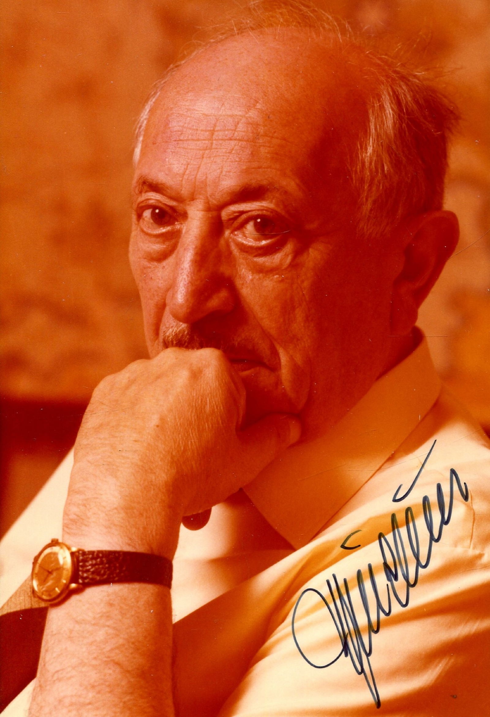 WIESENTHAL SIMON: (1908-2005): WIESENTHAL SIMON: (1908-2005) Jewish Austrian Holocaust survivor and Nazi hunter. Signed colour 3.5 x 5 photograph of Wiesenthal in a head and shoulders pose with one hand raised to his chin. Signed