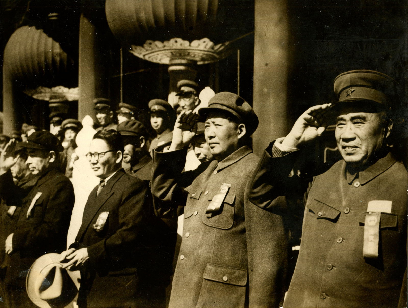 [ZEDONG MAO]:: [ZEDONG MAO]: (1893-1976) Mao Tse-tung. Chairman of the Communist Party of China 1943-76 and Chairman of the People's Republic of China 1954-59. An original 9.5 x 7 press photograph depicting Mao Zedo
