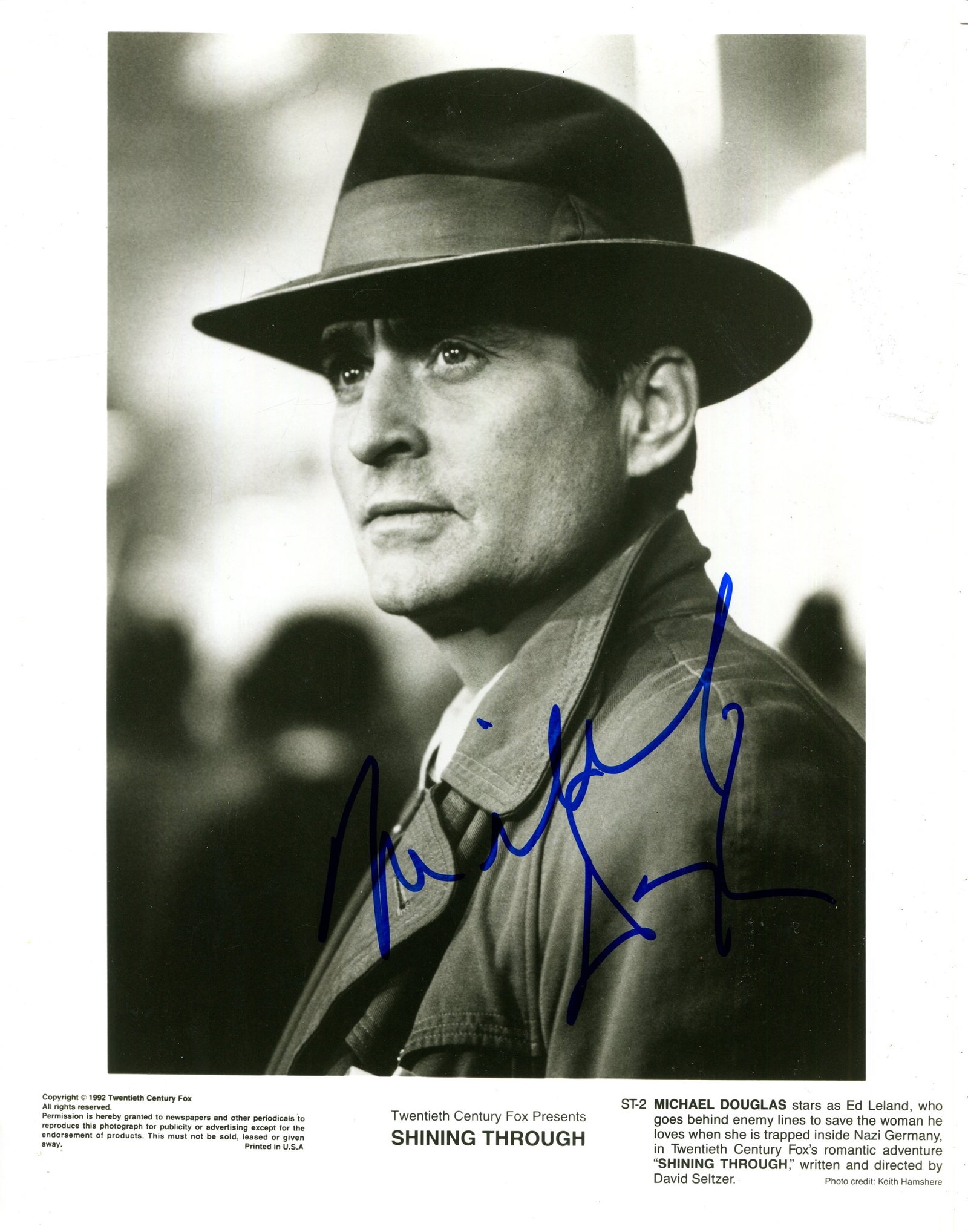 DOUGLAS MICHAEL: (1944- ): DOUGLAS MICHAEL: (1944- ) American actor, Academy Award winner for Best Actor in 1987 for his role as Gordon Gekko in Wall Street. Signed 8 x 10 photograph of Douglas, the promotional Twentieth