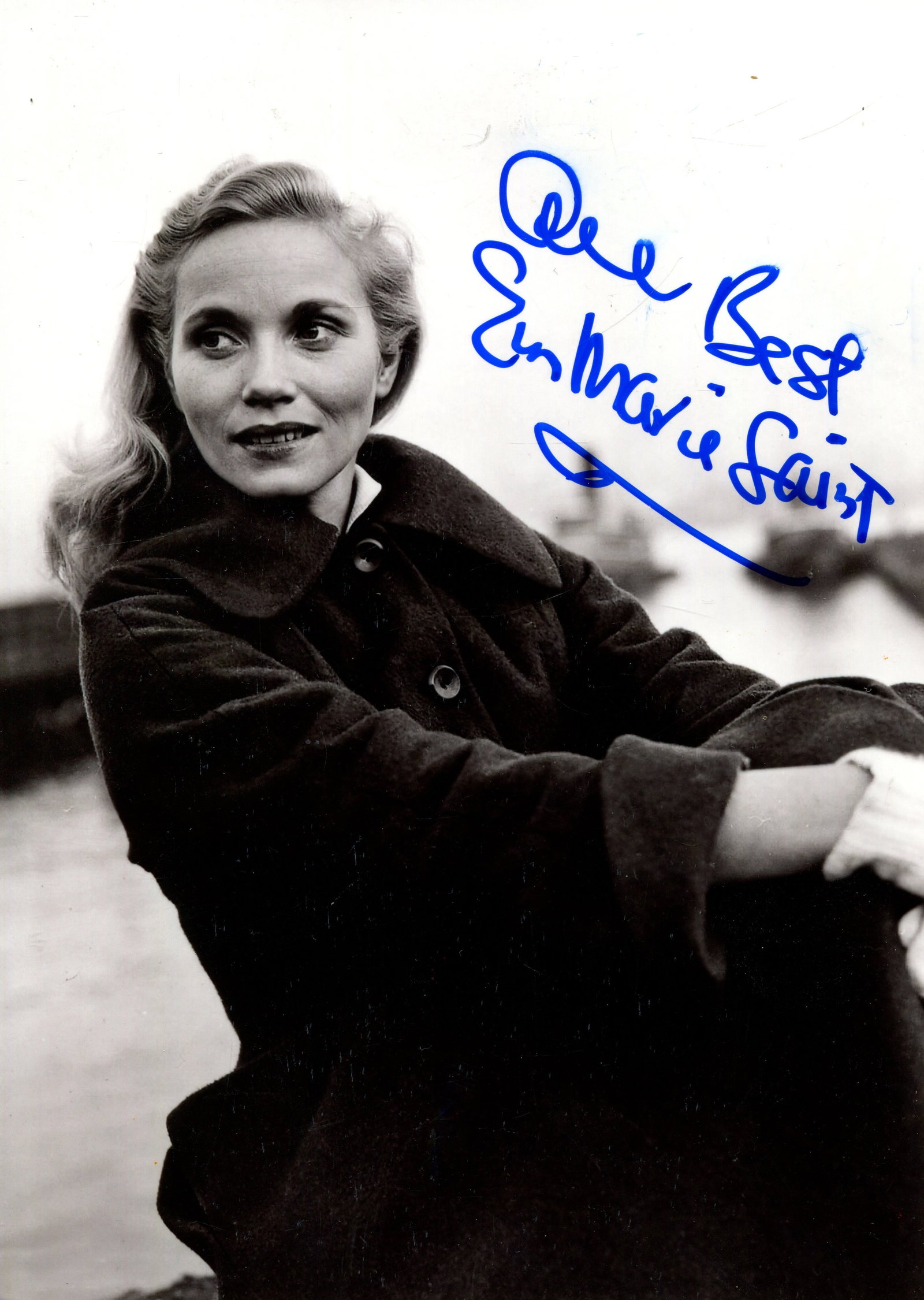 ACADEMY AWARD WINNERS: (x9): ACADEMY AWARD WINNERS: Selection of signed 5 x 7 photographs and very slightly smaller (1) by various Oscar winning film actresses comprising Eva Marie Saint, Sophia Loren, Loretta Young, Claire