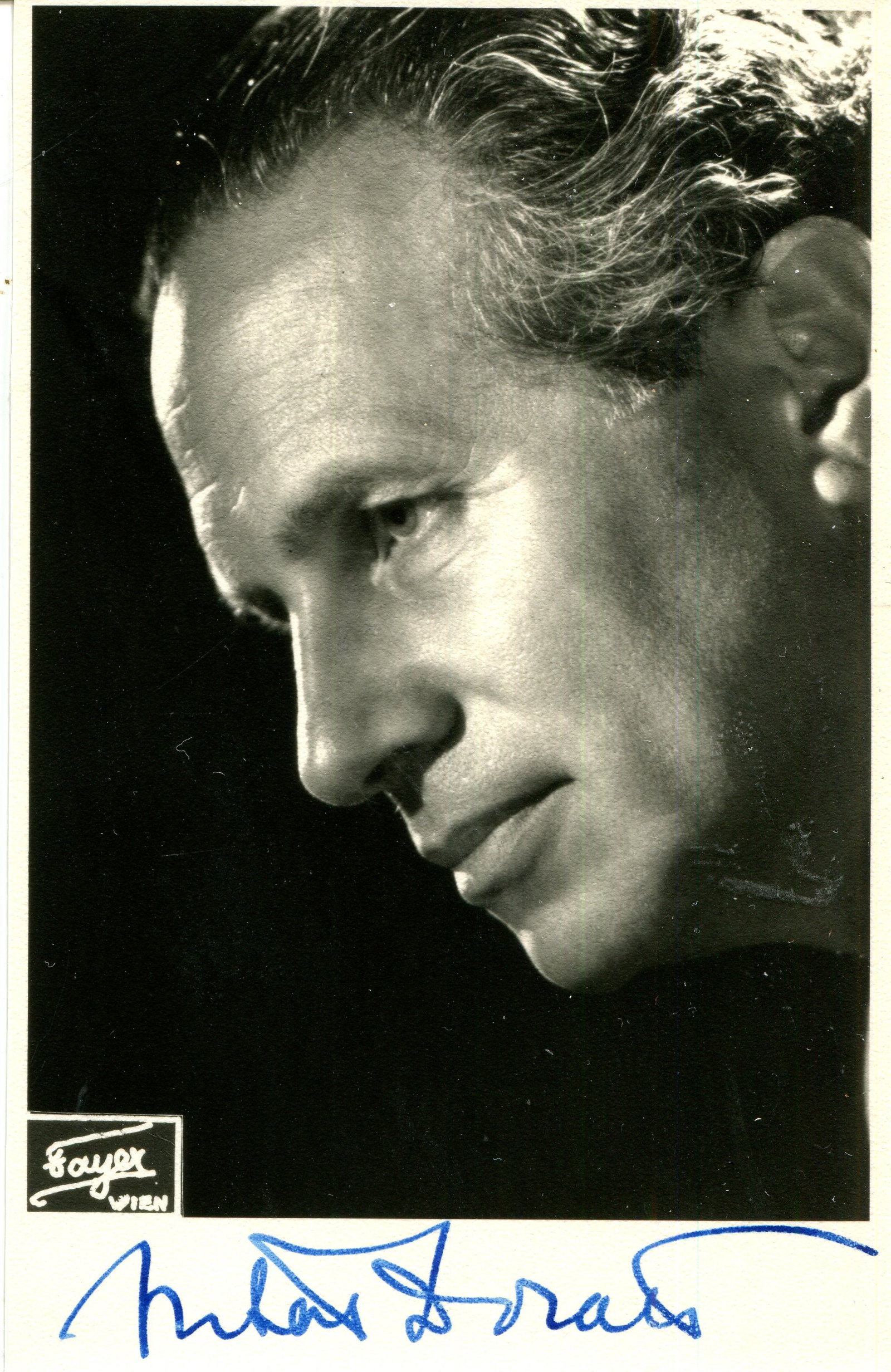 CONDUCTORS:: CONDUCTORS: A very fine selection of four 3.5 x 5.5 signed photograps, one slightly larger, by leading conductors of the 20th century, comprising Eugen Jochum (1902-1987) German conductor, well
