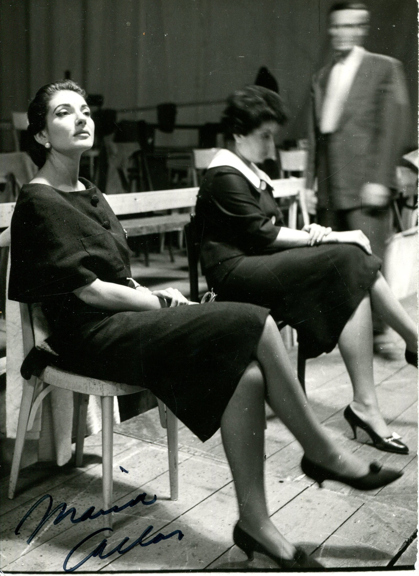 CALLAS MARIA: (1923-1977): CALLAS MARIA: (1923-1977) American-born Greek Soprano. One of the greatest opera singers of all time. An unusual and curious vintage signed 4 x 6 photograph by Callas, the Erio Piccagliani image from