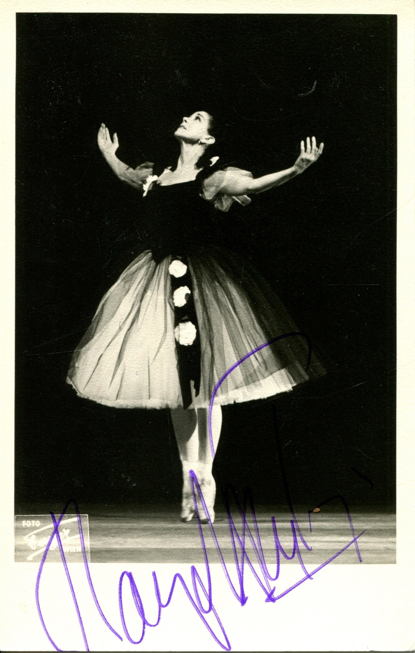 FONTEYN MARGOT: (1919-1991): FONTEYN MARGOT: (1919-1991) English Ballet Dancer.A good signed 3.5 x 5.5 photograph by Fonteyn, the Fayard image form Vienna depicting the dancer in costume, performing on scene, in a full length En