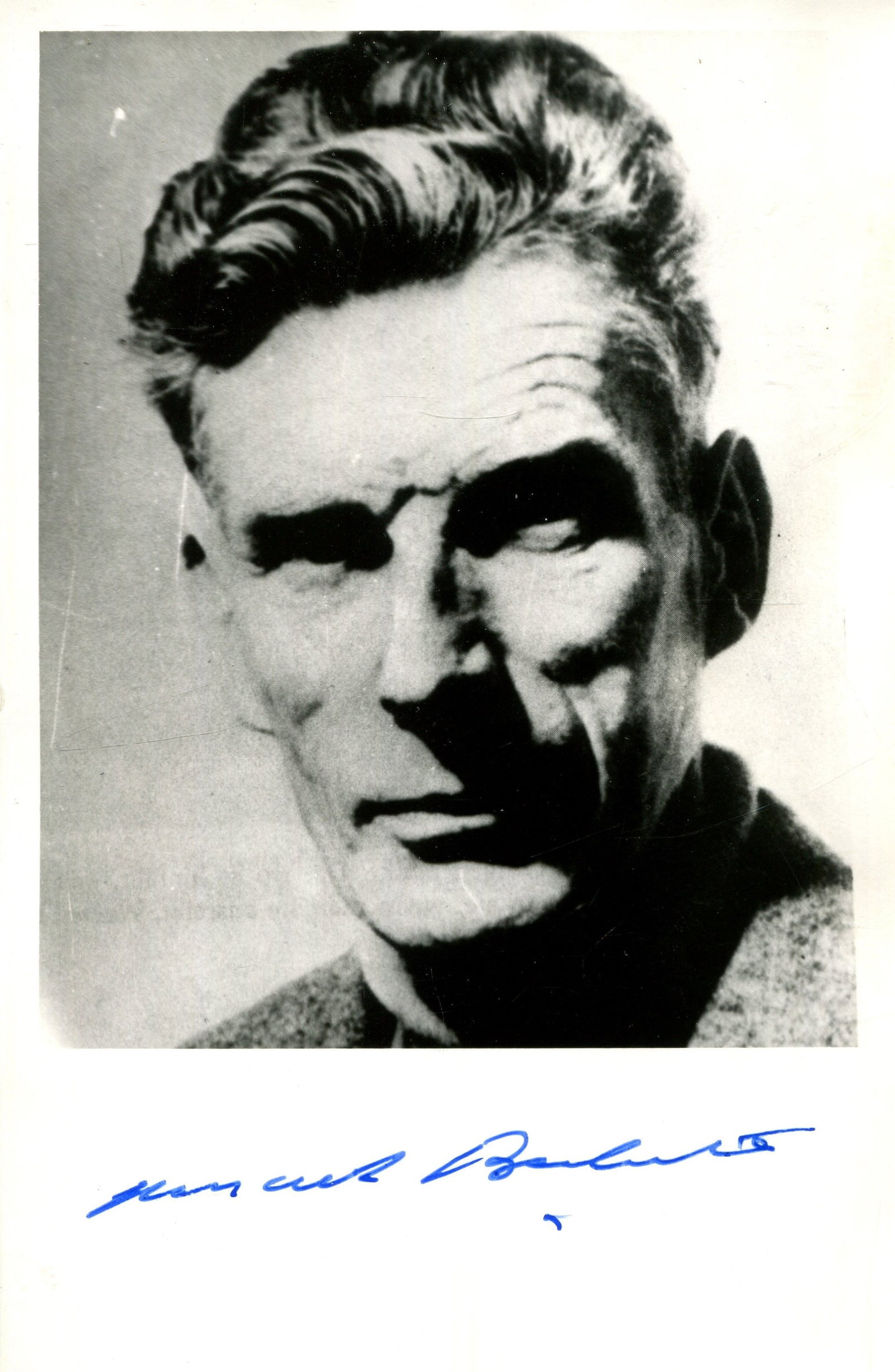 BECKETT SAMUEL: (1906-1989): BECKETT SAMUEL: (1906-1989) Irish novelist & dramatist, Nobel Prize winner for Literature, 1969. Signed 3.5 x 5.5 postcard photograph, a close-up portrait study of Beckett. Signed by the Nobel