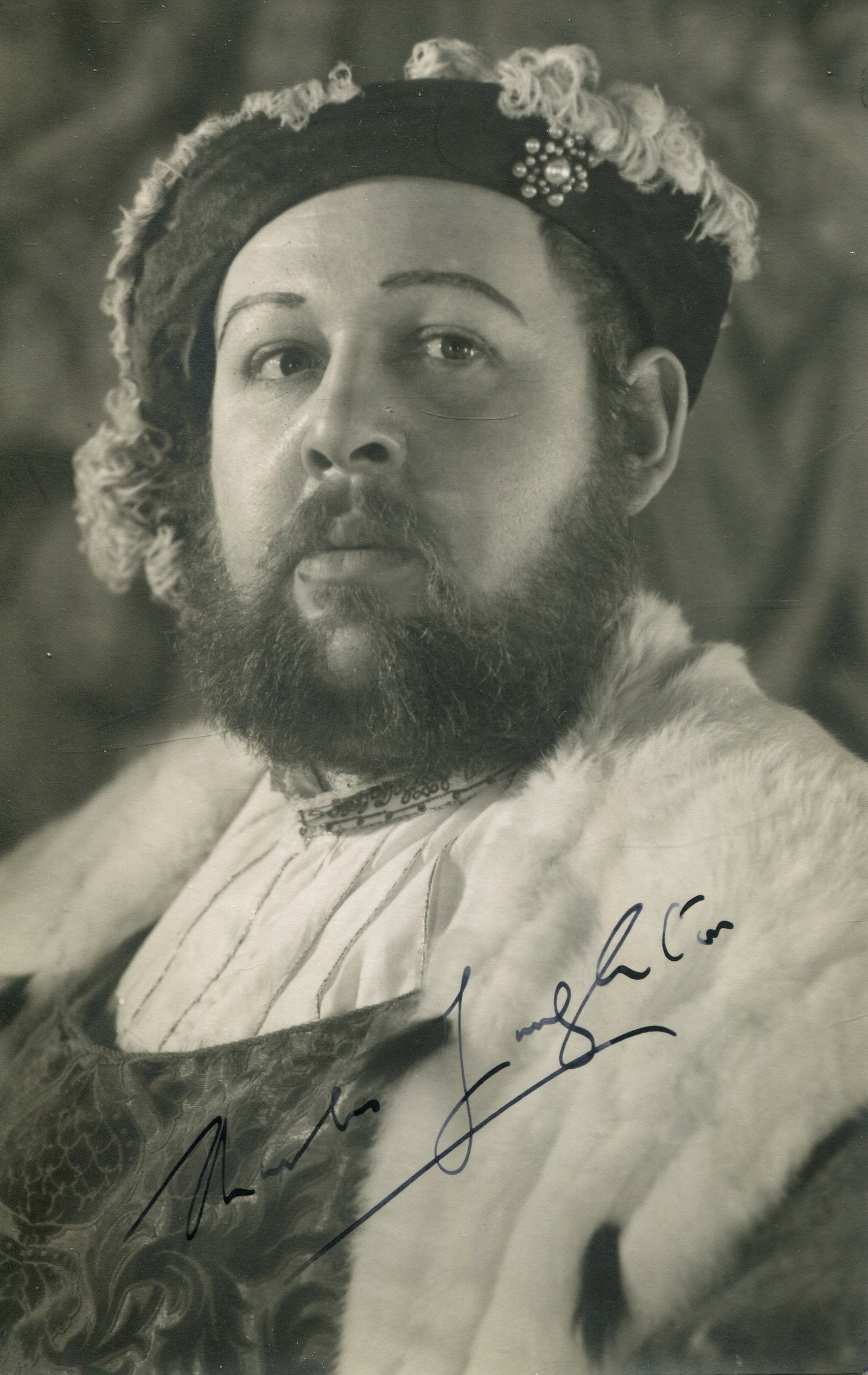 LAUGHTON CHARLES: (1899-1962): LAUGHTON CHARLES: (1899-1962) English actor, Academy Award winner for Best Actor in 1932/33 for his role as King Henry VIII in The Private Life of Henry VIII. A good vintage signed postcard