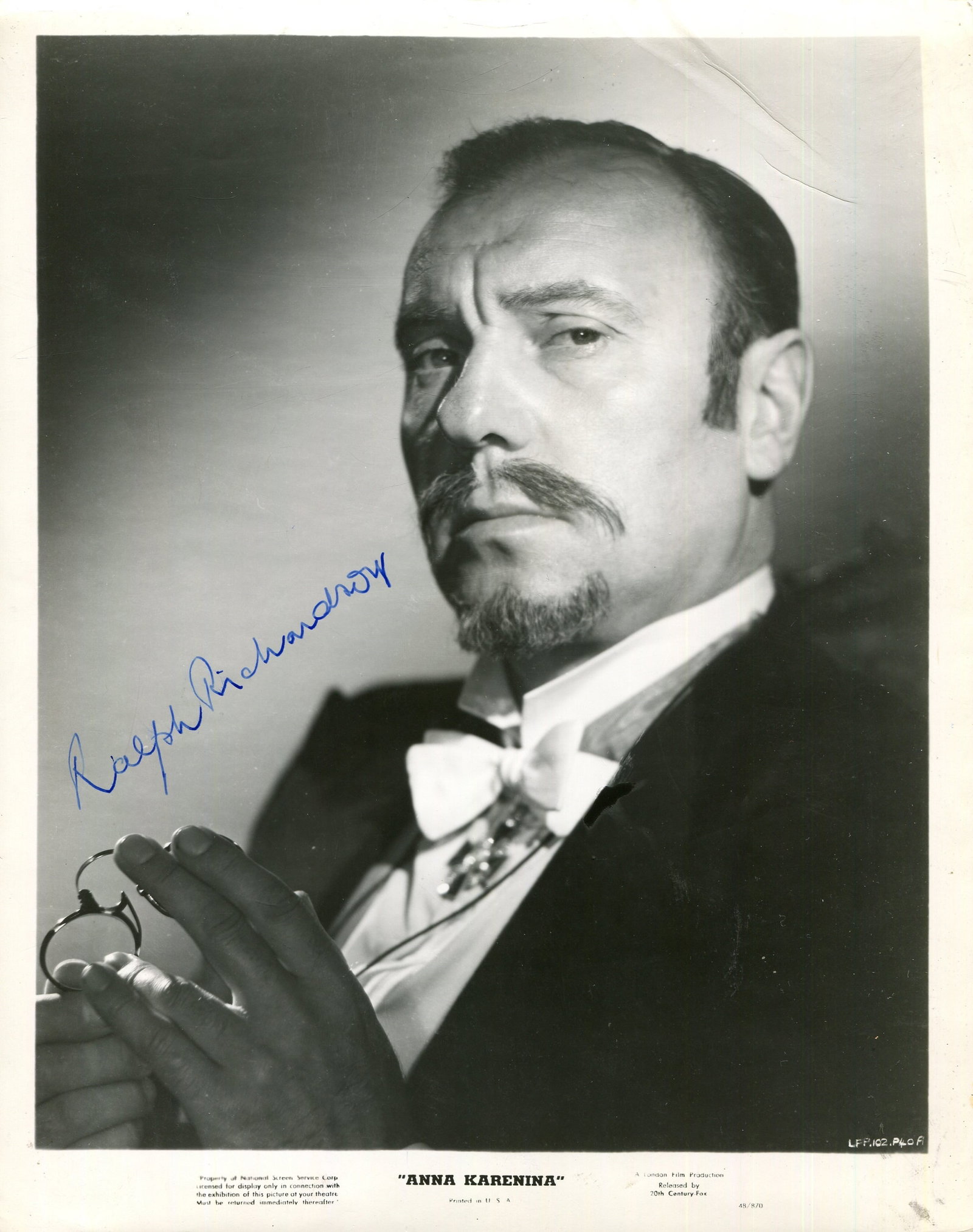 RICHARDSON RALPH: (1902-1983): RICHARDSON RALPH: (1902-1983) English actor, an Academy Award nominee. Signed 8 x 10 photograph of the actor in a head and shoulders pose in costume as Alexei Karenin from the British film Anna