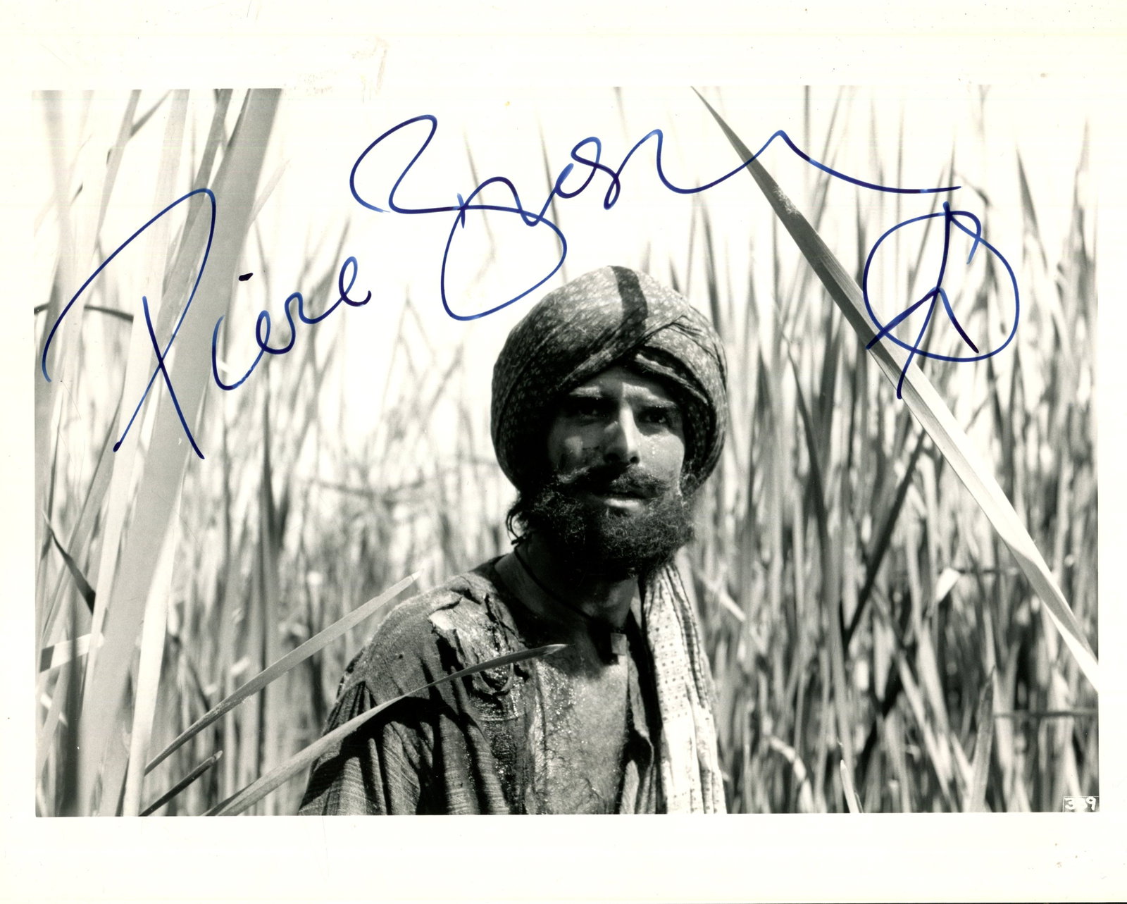 BROSNAN PIERCE: (1953- ): BROSNAN PIERCE: (1953- ) Irish actor, famous for his portrayal of the fictional British secret agent James Bond in four films from 1995-2002. Signed 10 x 8 photograph of Brosnan in a head and