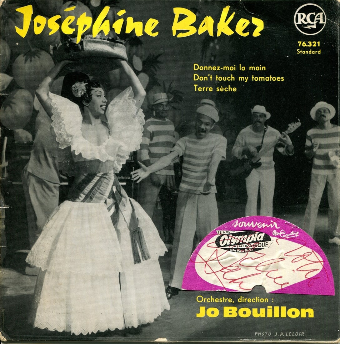 BAKER JOSEPHINE: (1906-1975): BAKER JOSEPHINE: (1906-1975) American-born French entertainer. Vintage signed EP (7" 45 rpm, 76.321) record of three tracks performed by Baker, accompanied by Jo Bouillon and his orchestra, from the