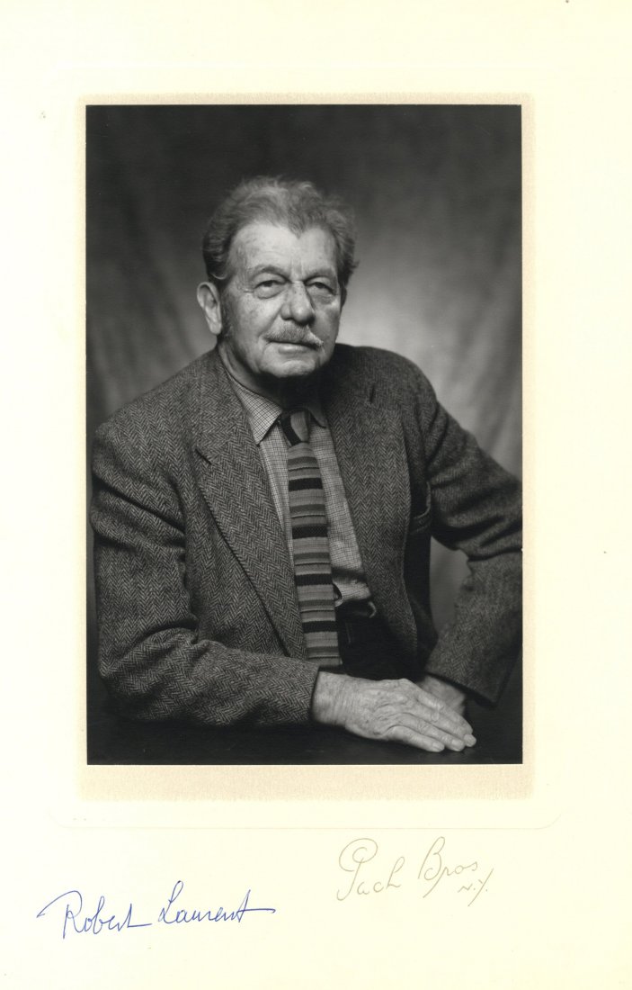 ARTISTS: Selection of vintage signed 11 x 15.5: ARTISTS: Selection of vintage signed 11 x 15.5 photographs by various artists, painters and sculptors etc., mainly American, comprising Wolf Kahn, Lennart Anderson, John Koch, Robert Laurent, Jean De