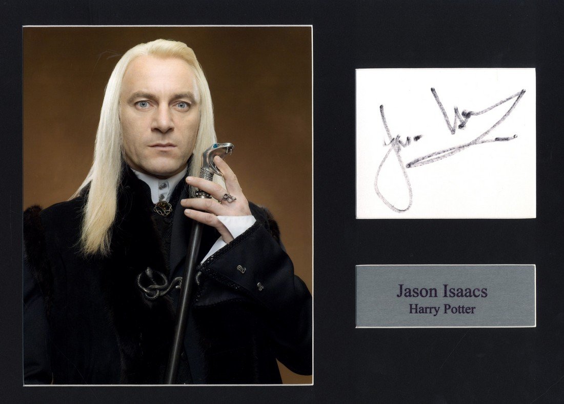 ACTORS: Selection of signed cards by various actors: ACTORS: Selection of signed cards by various actors including Robert Duvall, Harvey Keitel, Nicolas Cage, Willem Dafoe, Ben Kingsley, Colin Farrell, Ewan McGregor, Idris Elba, Jason Isaacs, John Hurt,