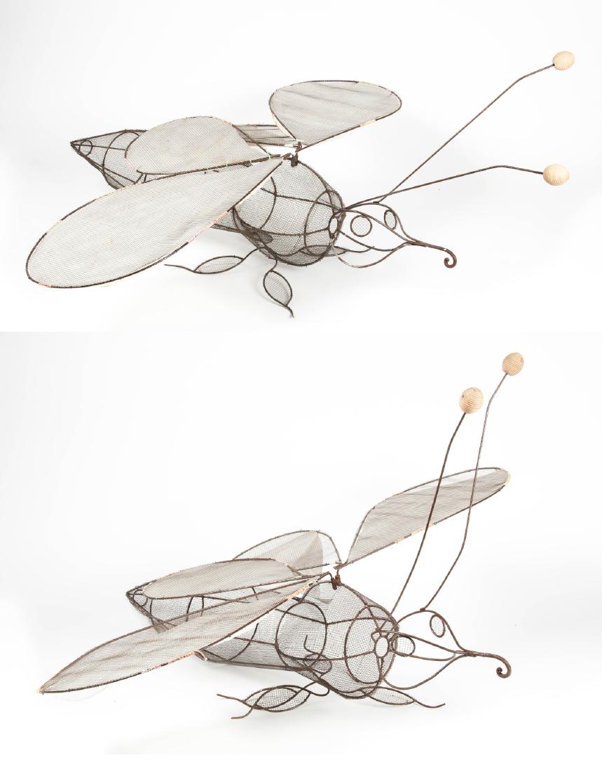 2 Garden Decor Wireframe Pollenator Sculptures (1 of 9)