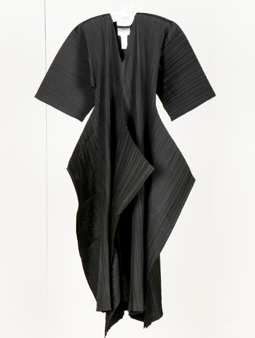 Vintage Issey Miyake Pleated Dress: Vintage Issey Miyake Pleated Dress. No. EG21299. Size: M. 65% Polyester. 35% Silk.