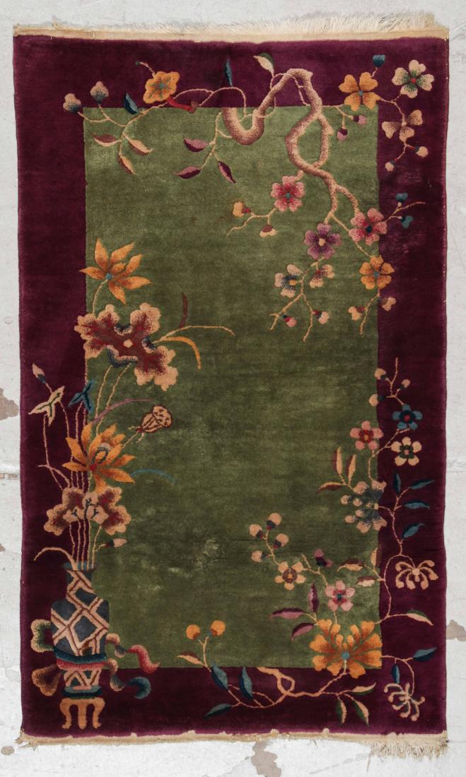 Semi-Antique Chinese Art Deco Rug: 3' x 4'11'' (91 x: Semi-Antique Chinese Art Deco Rug, China: 3' x 4'11'' (91 x 150 cm).