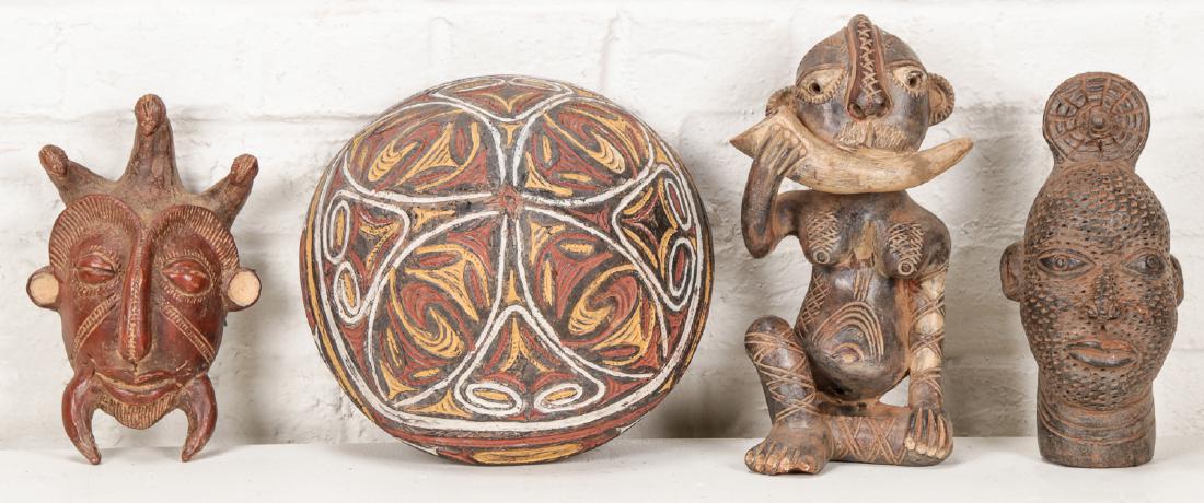 4 African/Indonesian Ceramic items (1 of 2)