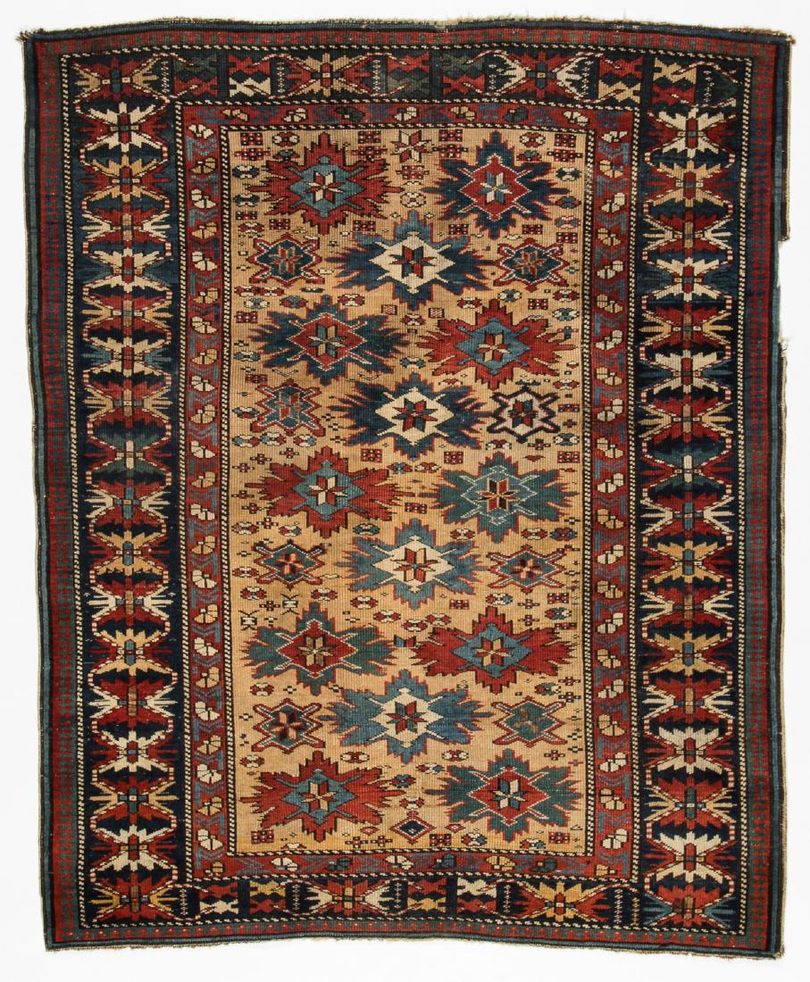 Antique Shirvan Rug: 3'9'' x 4'6'' (114 x 137 cm) (1 of 7)
