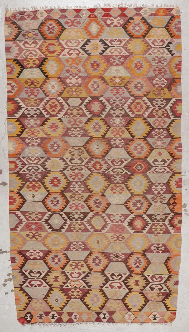 Anatolian Kilim: 5'5'' x 9'11'' (165 x 302 cm) (1 of 5)