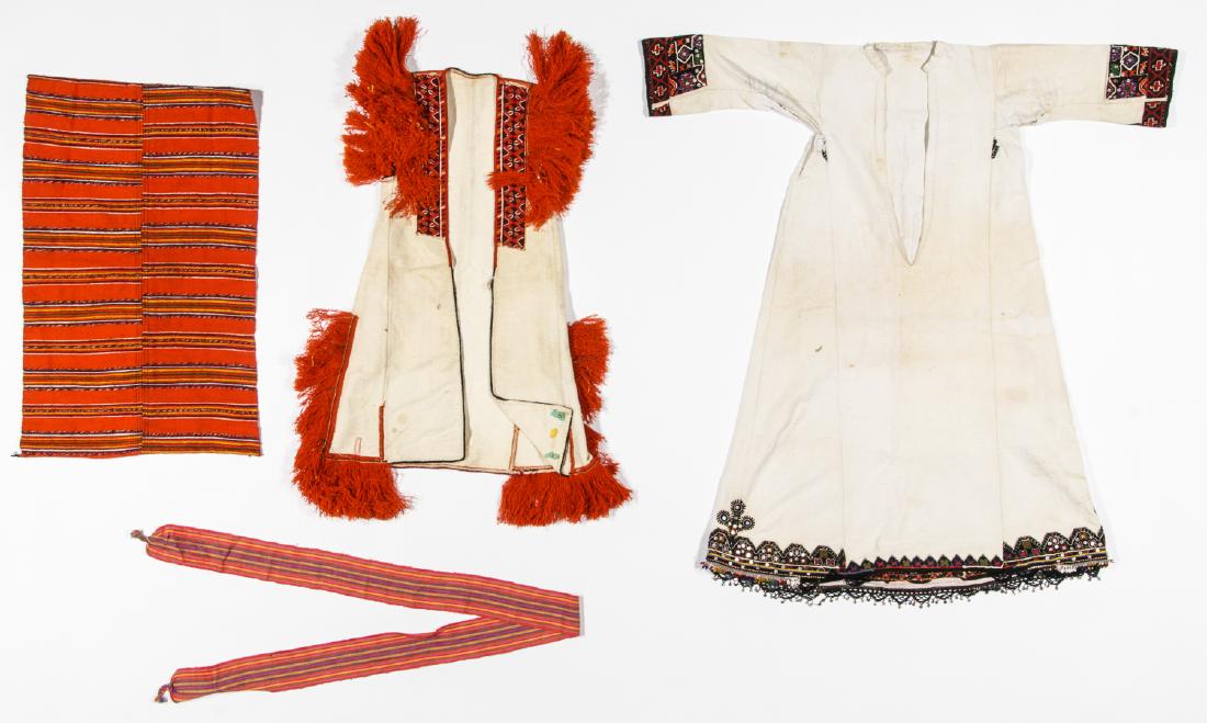 Mixed Lot of Greek/Macedonian Folk Clothing/Textiles (1 of 4)