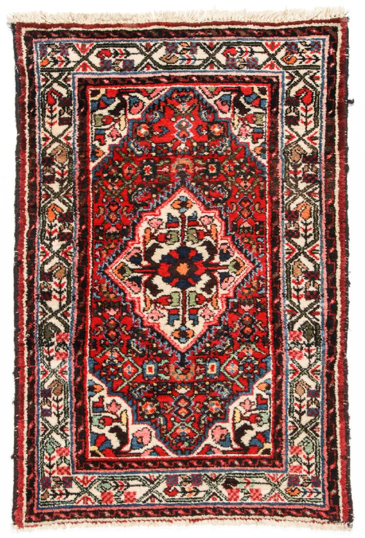 Vintage Hamadan Rug: 3'3'' x 4'10'' (1 of 6)