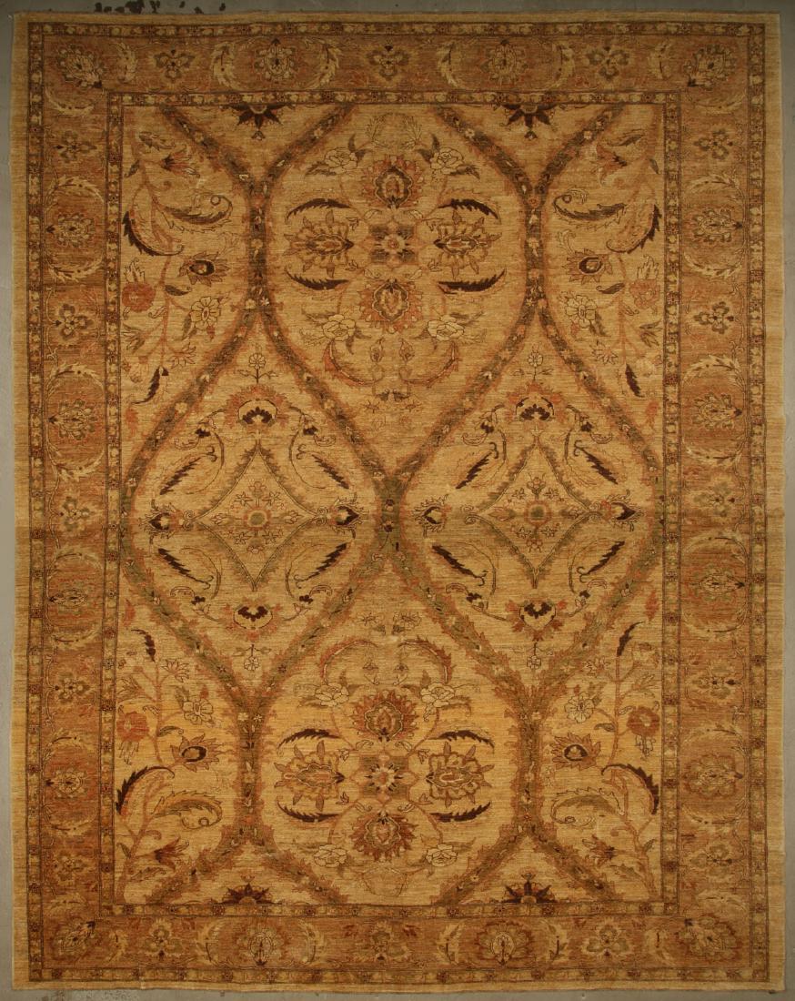 Mansion-Size Sultanabad Style Rug: 12'10'' x 16'0'' (1 of 5)