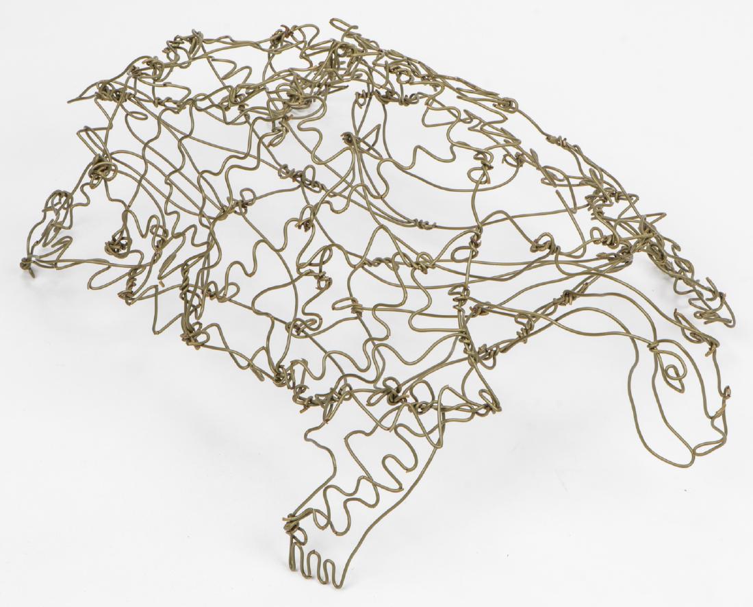 Thai Varick (American, 1941 - 2001) Wire Sculpture: Thai Varick (American, 1941 - 2001) Wire Sculpture of a Snapping Turtle. Size: 8.25'' x 13.5'' x 21.25'' (21 x 34 x 54 cm). For more information on this American original: View a 1994 documentary film