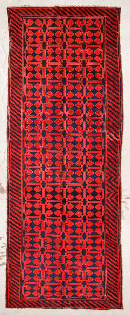 Antique Central Asian Rug: 5'5'' x 14'3'': Antique Central Asian Rug: 5'5'' x 14'3'' (165 x 434 cm).