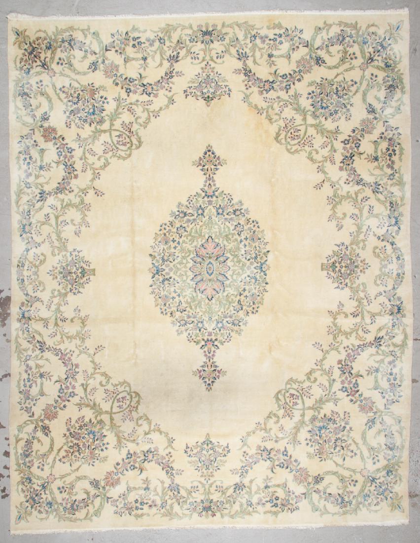 Semi-Antique Kerman Rug, Persia: 9'10'' x 12'6'' (1 of 7)