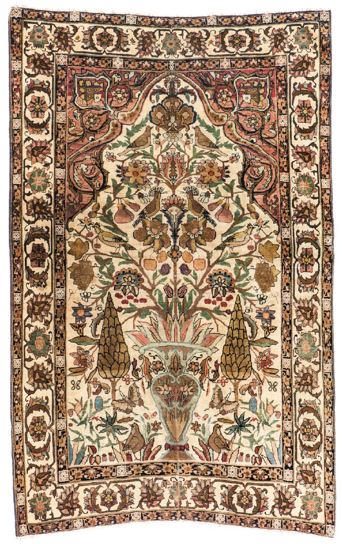 Antique Lavar Kerman Prayer Rug, Persia: 4' x 6'4'' (1 of 6)