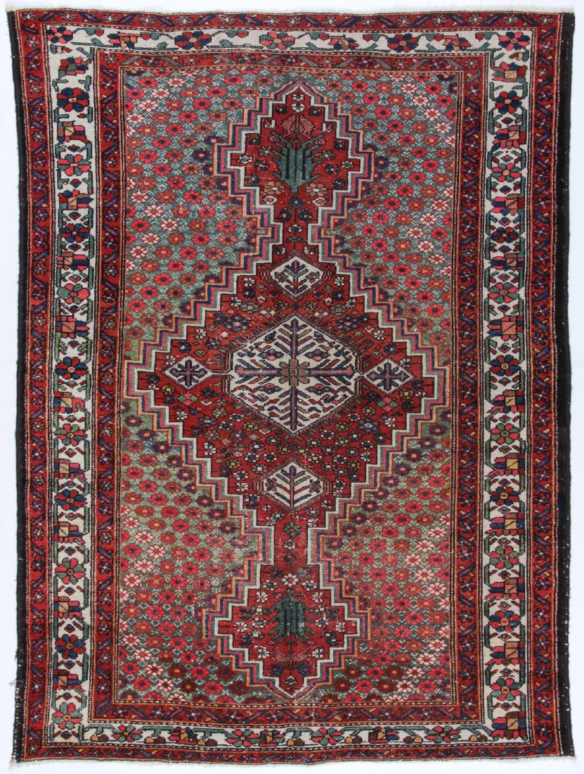 Antique Baktiari Rug, Persia: 5'4'' x 7'2'': Antique Baktiari Rug, Persia. Size: 5'4'' x 7'2'' (163 x 218 cm). Early 20th c.