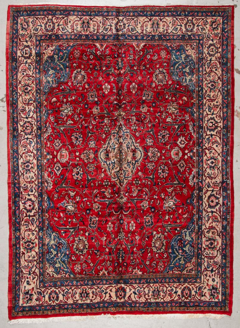Semi-Antique Sarouk Rug: 7' x 9'7'': Semi-Antique Sarouk Rug, Persia: 7' x 9'7'' (213 x 292 cm).