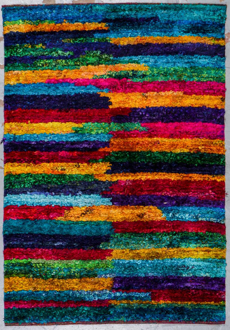 Modern Sari Silk Nepali Rug: 4'3'' x 6'2'' (1 of 2)