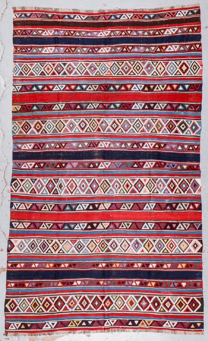 Antique Shirvan Kilim: 5'9'' x 9'8'' (1 of 5)