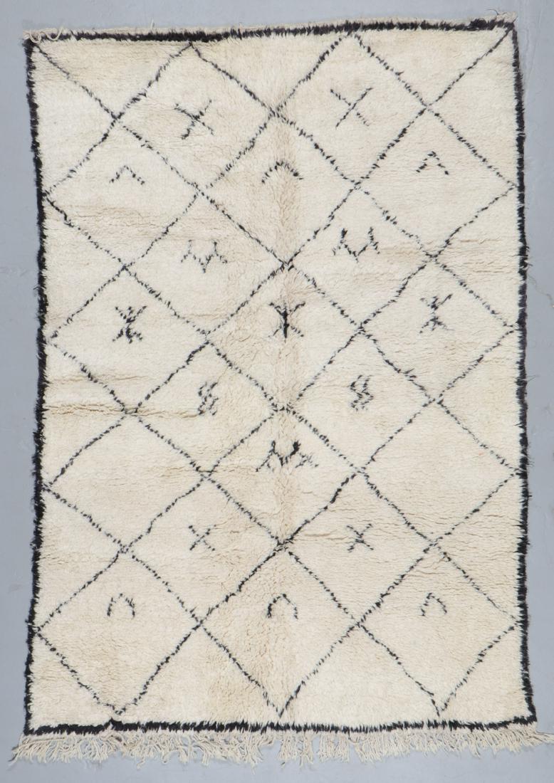 Modern Beni Ourain Rug: 5'4'' x 7'3'' (1 of 7)