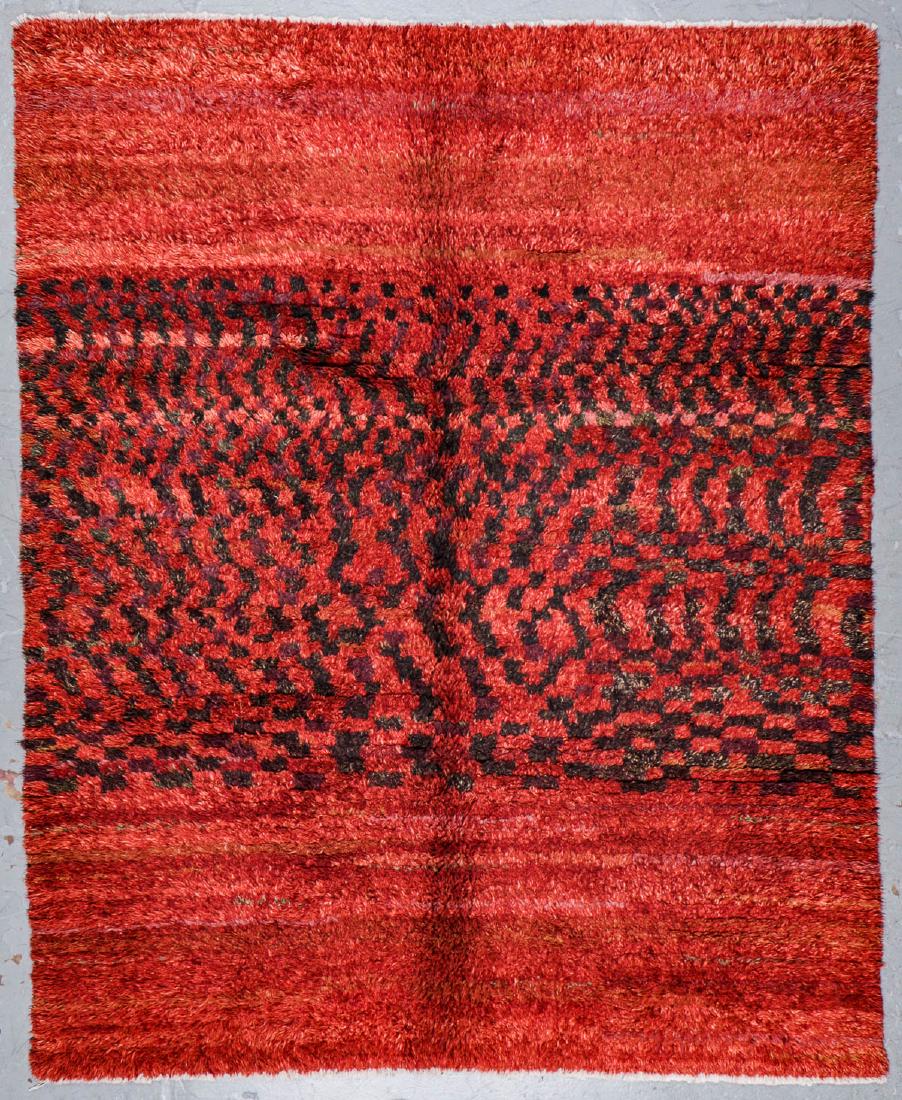 Modern Shag Rug: 7'10'' x 9'9'' (1 of 2)