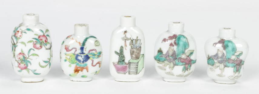 5 Fine Antique Chinese Snuff Bottles: 5 Fine Antique Chinese Snuff Bottles. Largest size: 2.75"H (7 cm). Provenance: Walter Holmes Conrad (1850-1929), Philadelphia, by family descent to current owner.