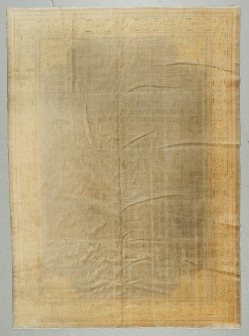 Antique Oushak Rug, Turkey: 8'5'' x 11'8'': Antique Oushak Rug, Turkey: 8'5'' x 11'8'' (257 x 356 cm). 44 lbs.
