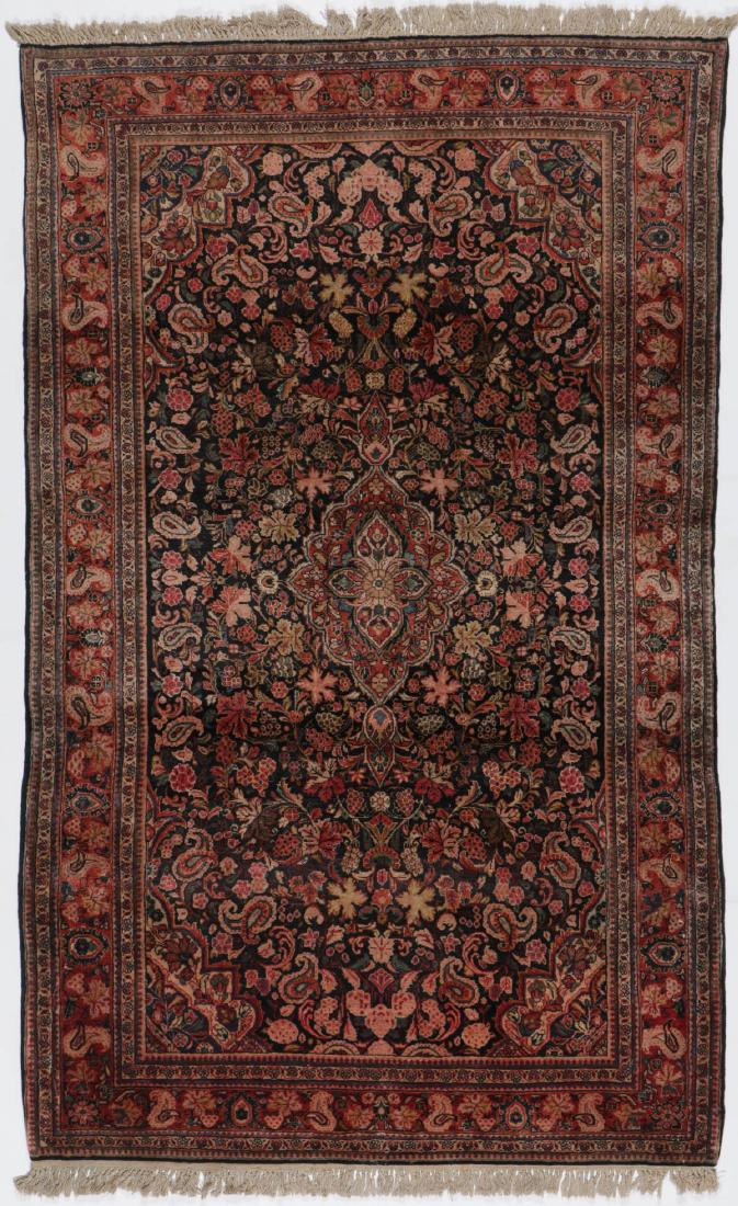 Semi-Antique Sarouk Rug: 4'0'' x 6'0'' (1 of 6)