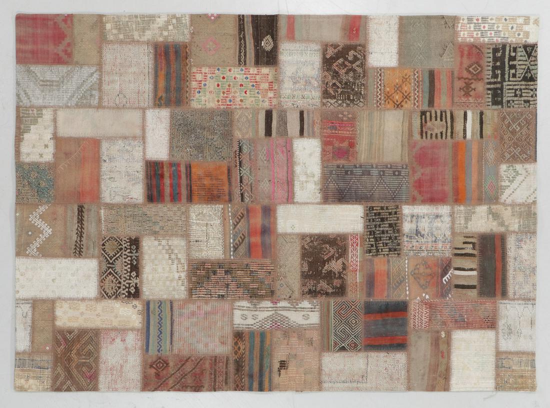 Turkish Kilim Patchwork Rug: 5'5'' x 7'7'' (1 of 5)