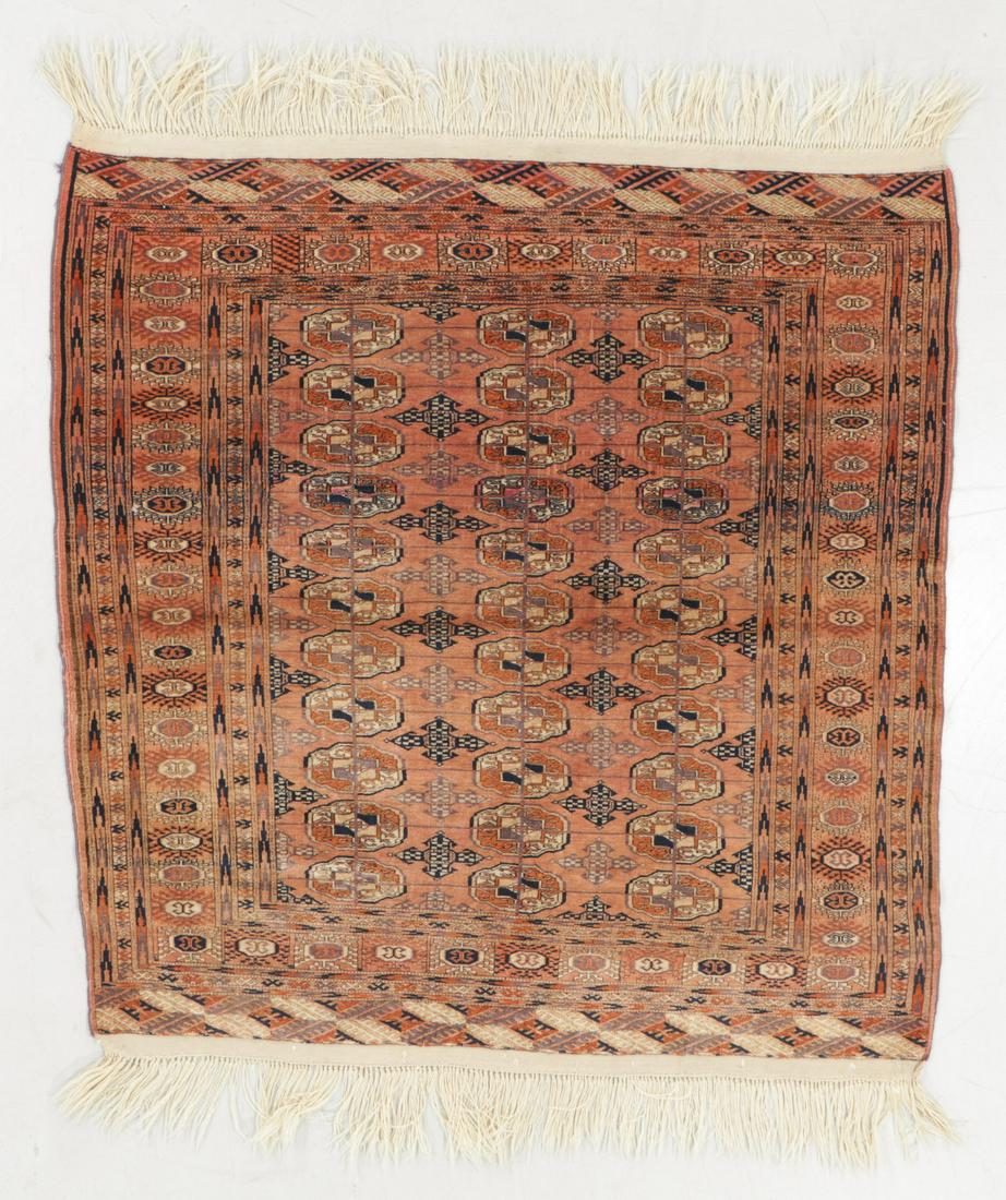 Antique Tekke Rug, Turkmenistan: 4'6'' x 4'9'' (1 of 6)