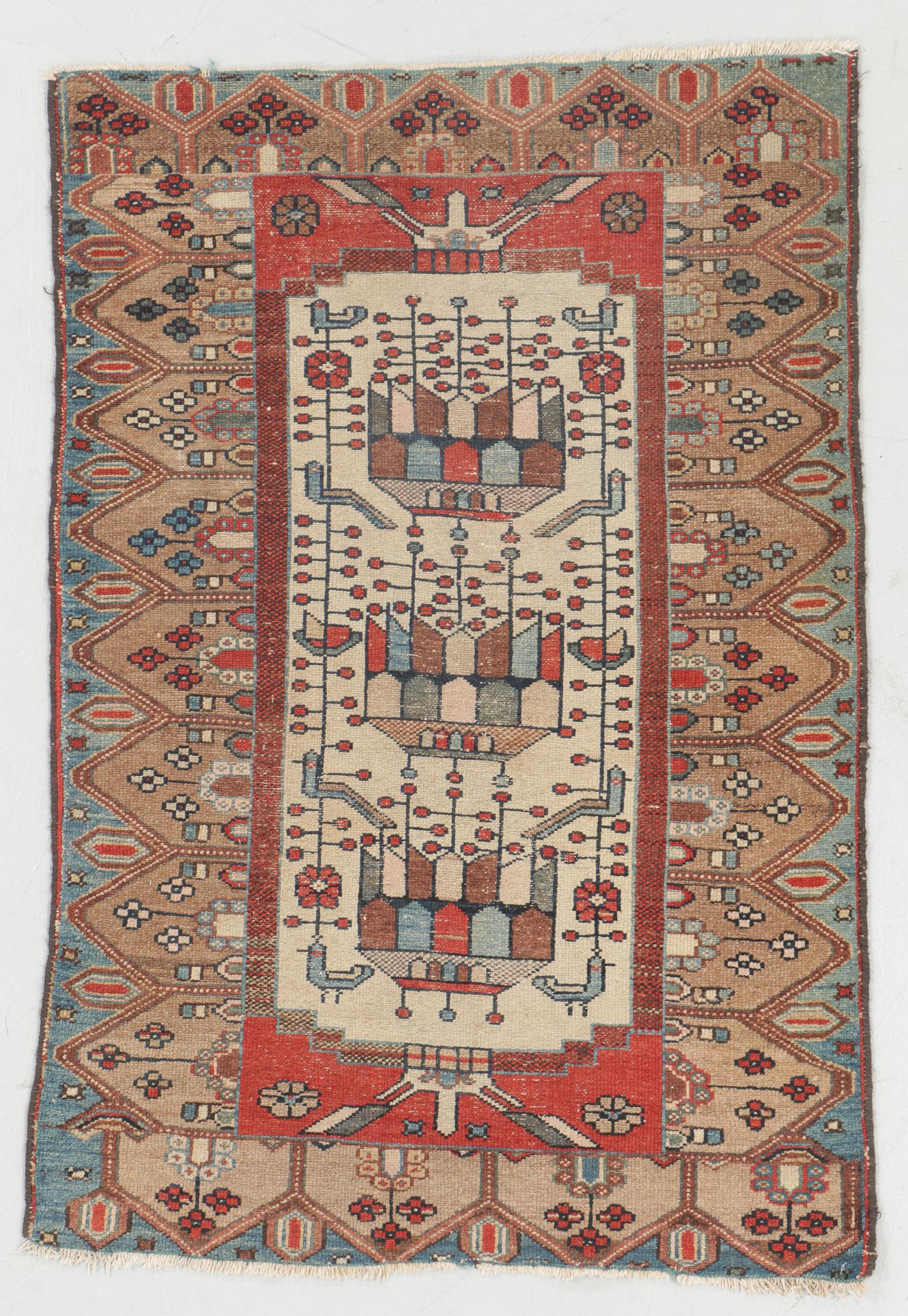 Antique West Persian Rug: 2'8'' x 3'11'' (1 of 6)