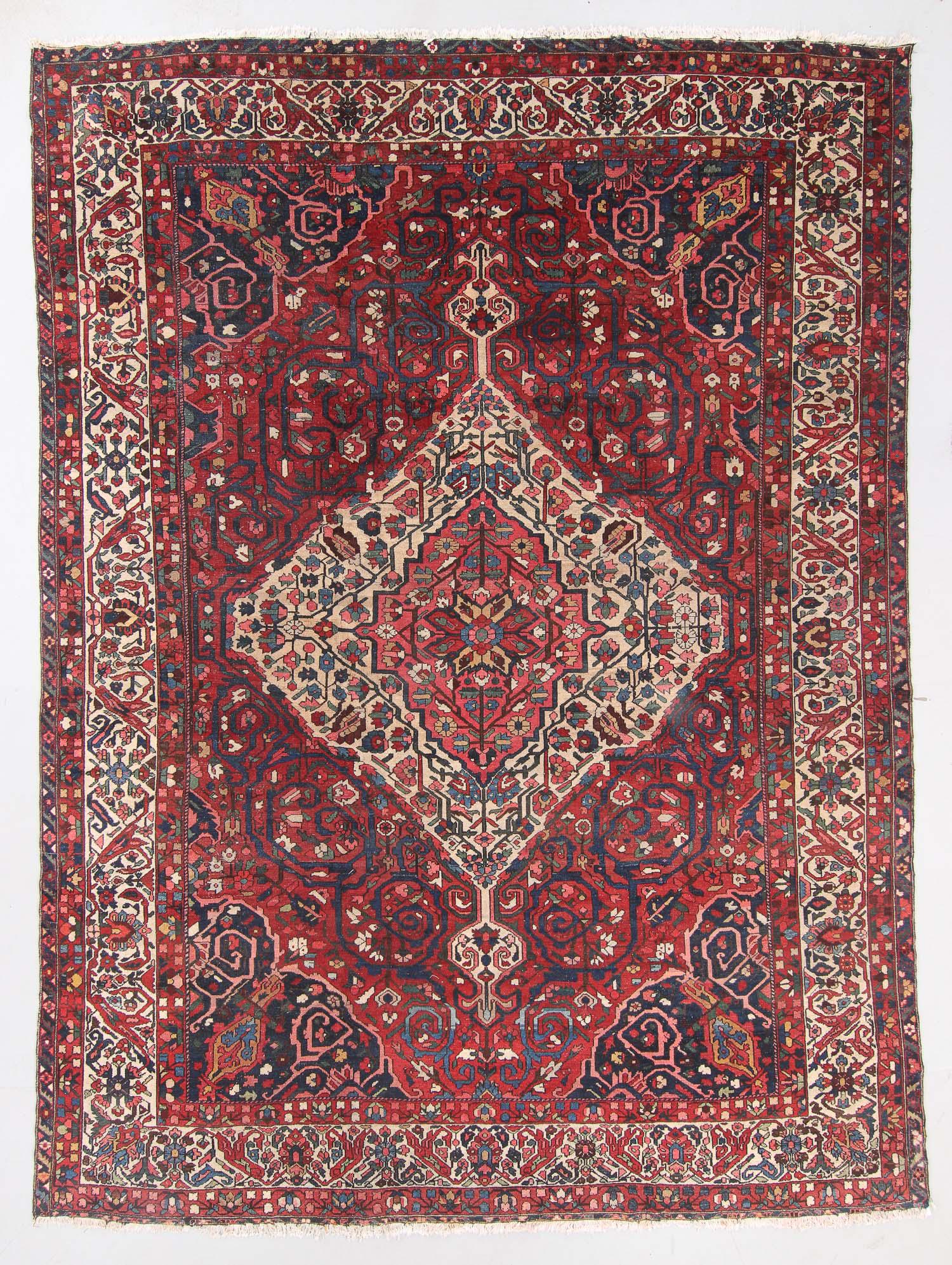 Semi-Antique Baktiari Rug, Persia: 11'10'' x 15'10'' (1 of 6)